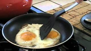 How toMake a Killer Fried Egg Sandwich [upl. by Uhile239]