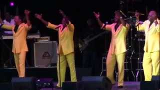 The Spinners opens show  CNE TorontoCould It Be Im Falling in LoveLive 20120823 [upl. by Wilt576]