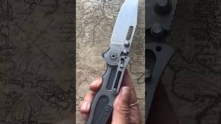 How do “Shark Lock” knives work [upl. by Windzer]