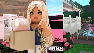 Moving into my DREAM LUXURY HOUSE WORTH 1 MILLION WITH VOICE  Roblox Bloxburg Roleplay [upl. by Avad]