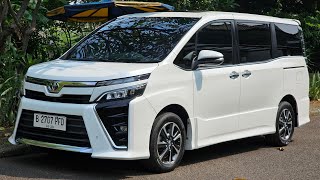 Tlp 08179996419 Dijual 318jt Toyota Voxy 2018 Harga cashkredit sama [upl. by Eugenio254]