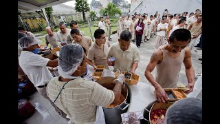 Atrás quedaron los sucios cacharros así se alimentan en el Reclusorio Oriente [upl. by Jarad]