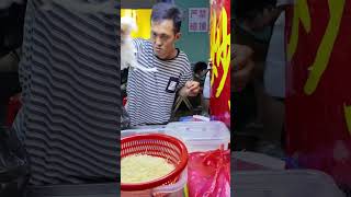 一鍋炒兩份雞蛋炒粉真的過瘾！shorts streetfood chinastreetfood chinafood 炒粉 炒麵 炒米粉 宵夜 夜市美食 夜市小吃 [upl. by Yuk]