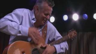 Tommy Emmanuel  Mombasa Center Stage 2008 [upl. by Remlap]