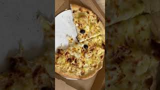 Je test la pizza du distributeur 🍕food foodlover foodie foodblogger foodvlog foodshorts [upl. by Gleda]