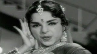 Zamindar Movie Songs  Chukkalu Podiche Vela  ANR  Krishna Kumari [upl. by Eiramacissej]