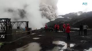 Descenso de lahar del volcán de Fuego provoca evacuación  Prensa Libre [upl. by Salzhauer]