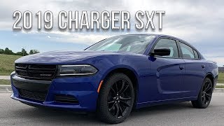 2019 Dodge Charger SXT Blacktop  Quick First Impressions [upl. by Hiroko381]