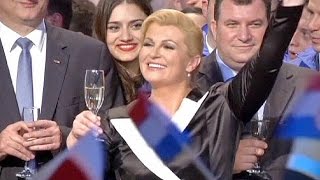 Kolinda GrabarKitarovic primera presidenta de Croacia [upl. by Solrak816]