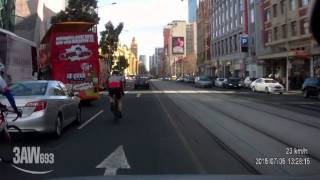 Sketchy encounter between motorist and cyclist in Melbourne [upl. by Mitzie382]