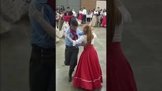 Chamamé no baile de formatura 2019 shorts [upl. by Arreik535]