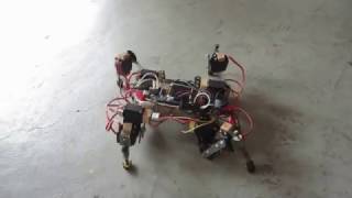 Robot quadrupède séquentiel avec Arduino [upl. by Clotilde]