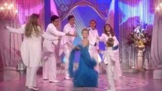 Shes Dancing Shes Stephanie Tanner  Full House [upl. by Aneis]