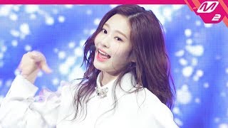 입덕직캠 아이즈원 김민주 직캠 4K 라비앙로즈La Vie en Rose IZONE Kim Minju FanCam  MCOUNTDOWN20181115 [upl. by Petras648]