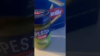 Barilla makarna pesto soslu makarna tarifi iki farklı sunumla barillapasta pesto pasta makarna [upl. by Nohsyar49]