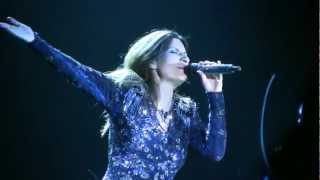 JAMÁS ABANDONÉ  Laura Pausini 21042012 Palau Sant Jordi Barcelona HD [upl. by Filomena]