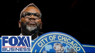 Group of Black Democrats sue Chicago over migrant crisis [upl. by Huei]