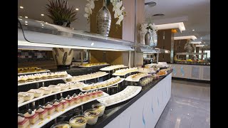 Lunch buffet at Asia Beach Resort Alanya Turkey  Live Omelette preparation  Sweets cakes fries [upl. by Maccarone]