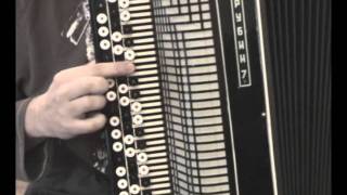 How to play chromatic accordion bayan [upl. by Bartram]