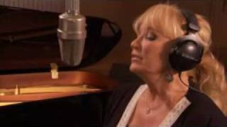 Tanya Tucker sings San Antone from her new album My Turn [upl. by Nnalorac430]