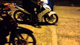 Yamaha Crypton X vs Daytona Dv lifan 110 [upl. by Otrebogad]