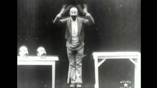 Un homme de têtes 1898 Four Heads Are Better Than One  Silent Short Film  Georges Méliès [upl. by Ailgna]