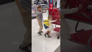 Target con Stefano y Bianca😳😱 vlogdeldia mividadiaria minivlog momlife target [upl. by Nairolf]