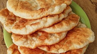 Pite te shpejta me kosReceta e gjyshes per kulece ne tiganpa maja bukenuk thithin vaj hicPetulla [upl. by Ahsimin]