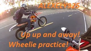 FZ09 and KTM 400 SXC Wheelie practice and more [upl. by Gerg]