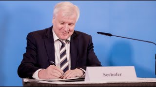 Seehofer Tarifeinigung für öffentlichen Dienst erzielt [upl. by Allard]