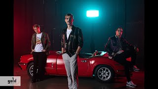 The Biebers feat CURTIS – Minden Este Official Video [upl. by Bergquist]