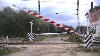 Spoorwegovergang Sammichele di Bari I  Railroad crossing  Passaggio a livello [upl. by Meuser]