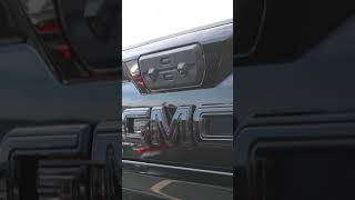 The GMC SIERRA 2500 DENALI LONG BED  Walkaround [upl. by Yelreveb930]