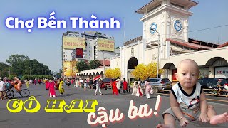 Cô Hai Cậu Ba Diện Đồ Đẹp Chụp Hình Tết Trước Chợ Bến Thành [upl. by Tallbott]