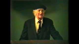 Dr Linus Pauling on Vitamin C and Heart Disease Stanford Medical School  27 Feb 92 [upl. by Ettennod]