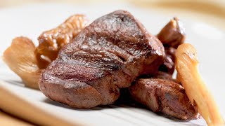 Simple Venison Steak Recipe  Made in Cast Iron Skillet [upl. by Notnilk]