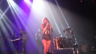 Ellie Goulding  TessellateClimaxGuns and Horses Medley live in Cologne 280114 [upl. by Ikuy107]