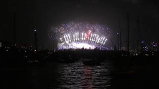 Sydney New Years Eve Fireworks 20172018 [upl. by Suilenroc]