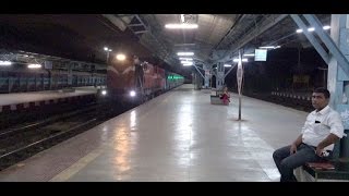 12701 Mumbai Cst Hyderabad Hussainsagar Express Chuggs Heavily at Bhandup Mumbai [upl. by Nowyt]