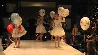 07122014 Communieshow Ottelien UrmondStein [upl. by Dre]