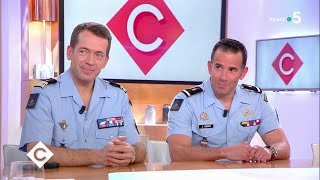 NotreDame  les pompiers racontent   C à Vous  17042019 [upl. by Madanhoj]