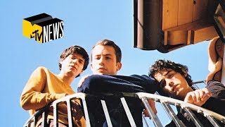 Wallows Perform Remember When Are You Bored Yet amp More Live Performance  MTV News [upl. by Erdrich974]