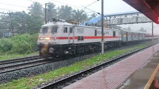 12685 Chennai Central  Mangalore Super Fast Express With RPM WAP7 37594 [upl. by Ettenav]