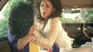 Main Aurat Tu Aadmi Full Song  Honeymoon  Rishi Kapoor Varsha Usgaonkar [upl. by Grissom]