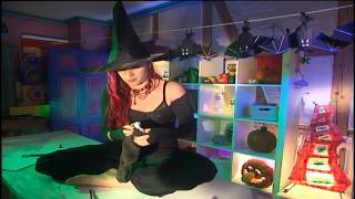 Basteln mit Kindern für Halloween  HalloweenDeko DIY selber machen [upl. by Yruam]