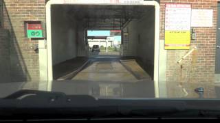 Southern Pride Turbo Automatic Car Wash at quotOther Roboquot Jefferson City MO [upl. by Gerdi]