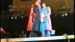 Mia Martini si incazza con un signore che la chiama quotMinaquot penultimo concerto  1995 [upl. by Oralia333]