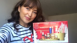 Estée Lauder ‘Holiday Blockbuster 2022Winter gift box from Estée Lauder [upl. by Island125]