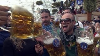 Globalisierter Rausch Touristen auf dem Oktoberfest  SPIEGEL TV [upl. by Gytle]