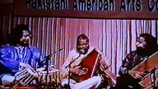 USTAD SALAMAT ALI KHAN amp SHAFQAT ALI with USTAD TARI KHAN ON TABLA [upl. by Anya]